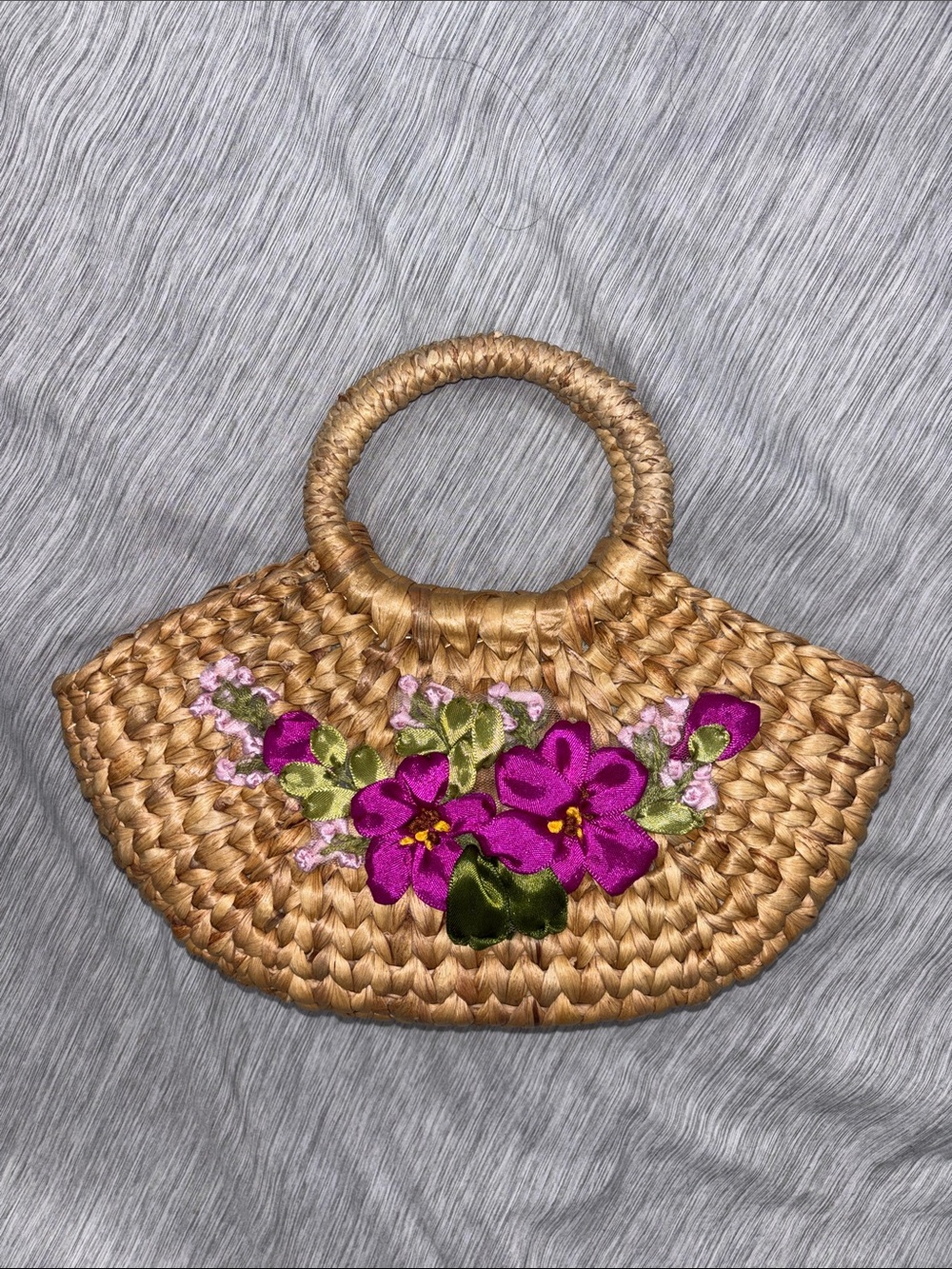 Straw Woven Handbag with Purple Floral Embroidery